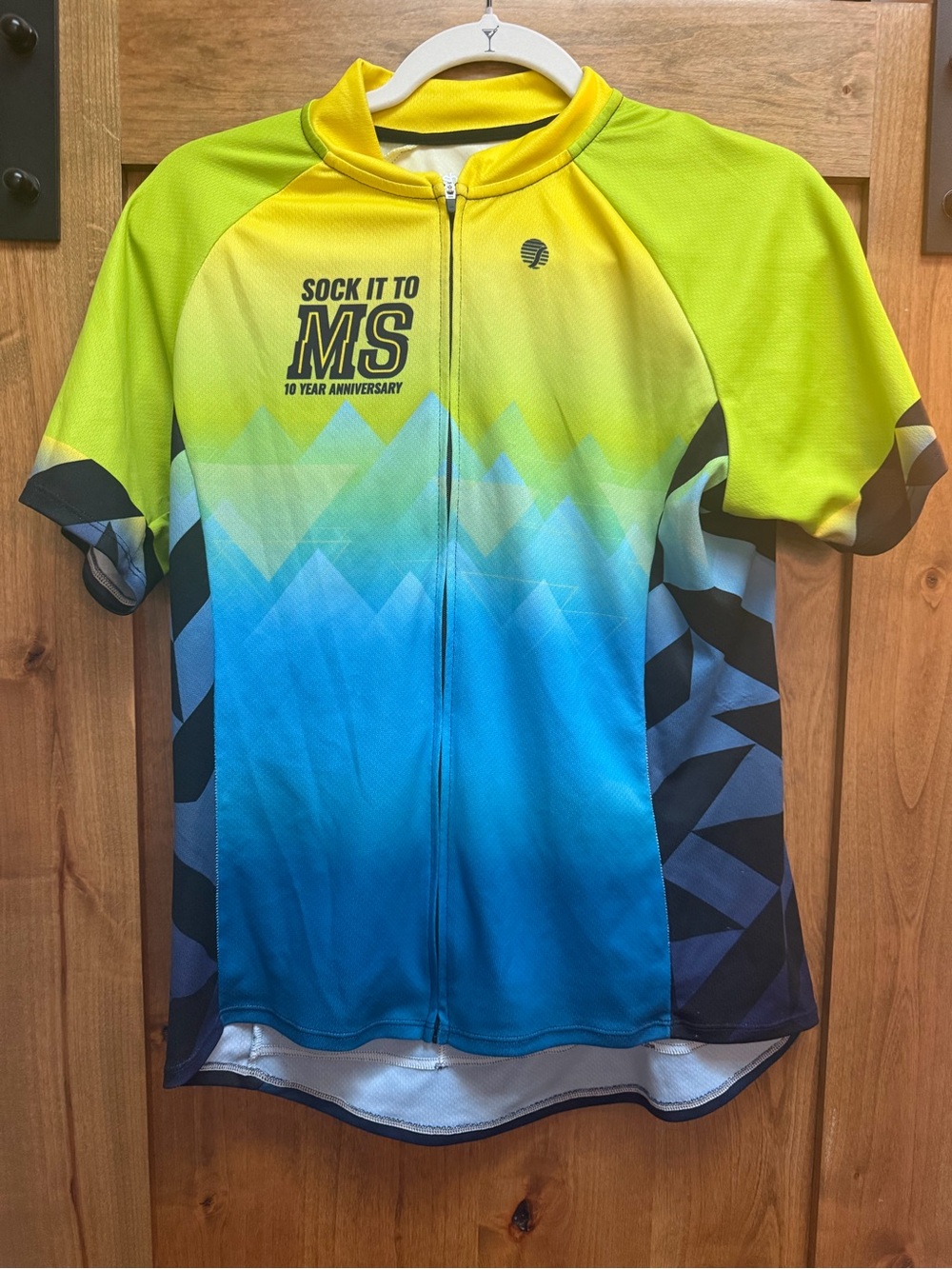 shebeest Women’s XL sport fit Cycling Jersey